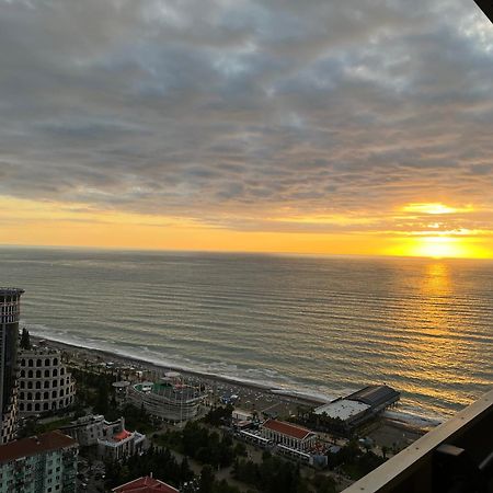 Orbi City Seaview บาทูมิ ภายนอก รูปภาพ